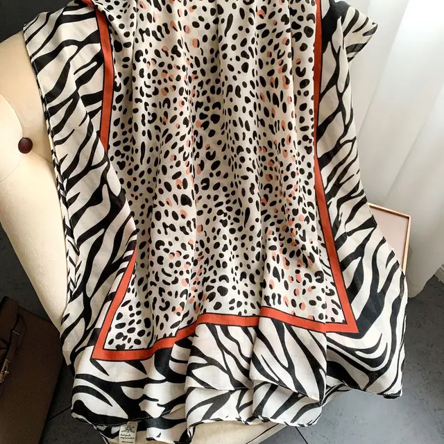 Textured Viscose Hijab – Ideal for Daily Styling