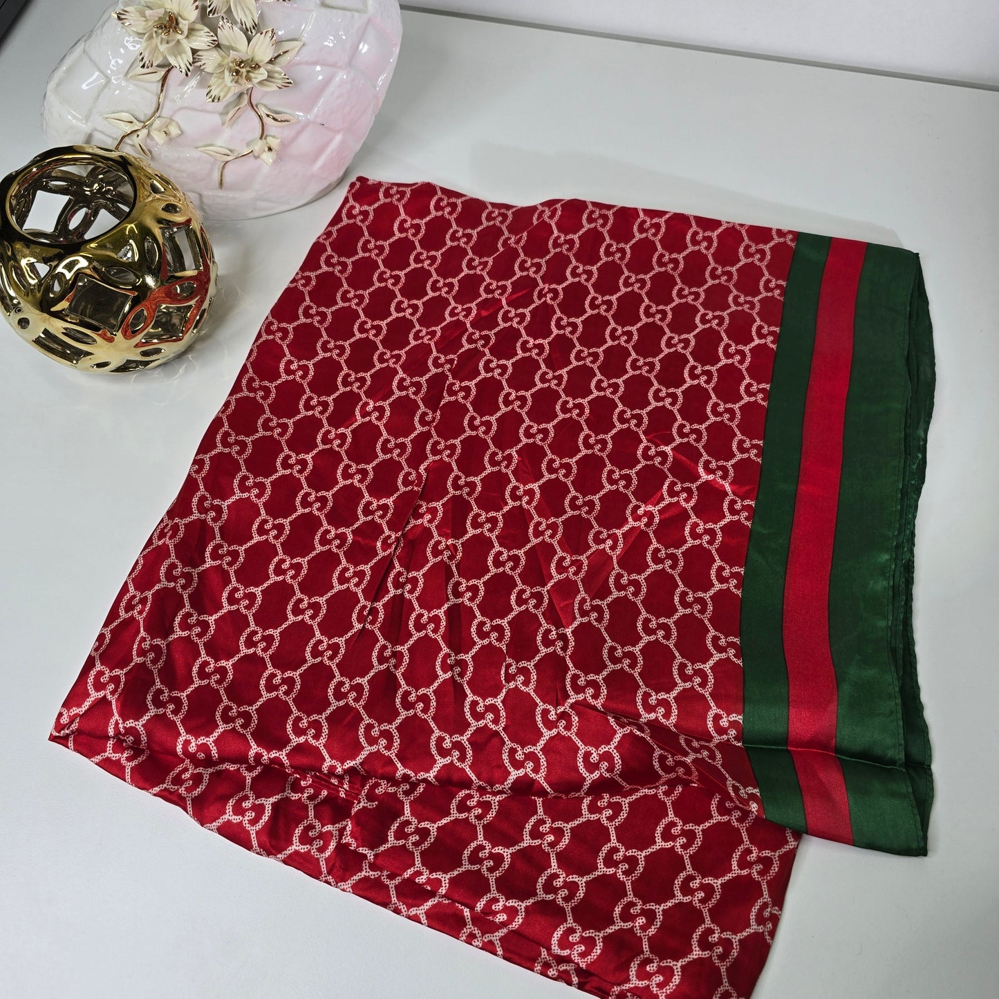 Premium Silk Shawl – Soft Touch and Natural Shine