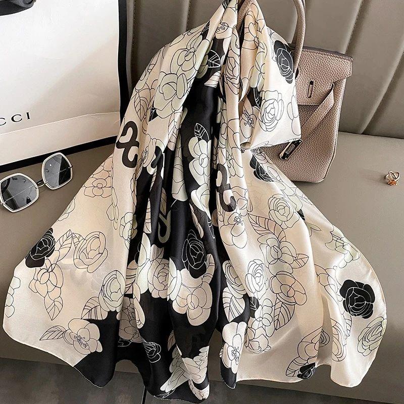 Luxurious Silk Scarf – Elegant and Lightweight Hijab