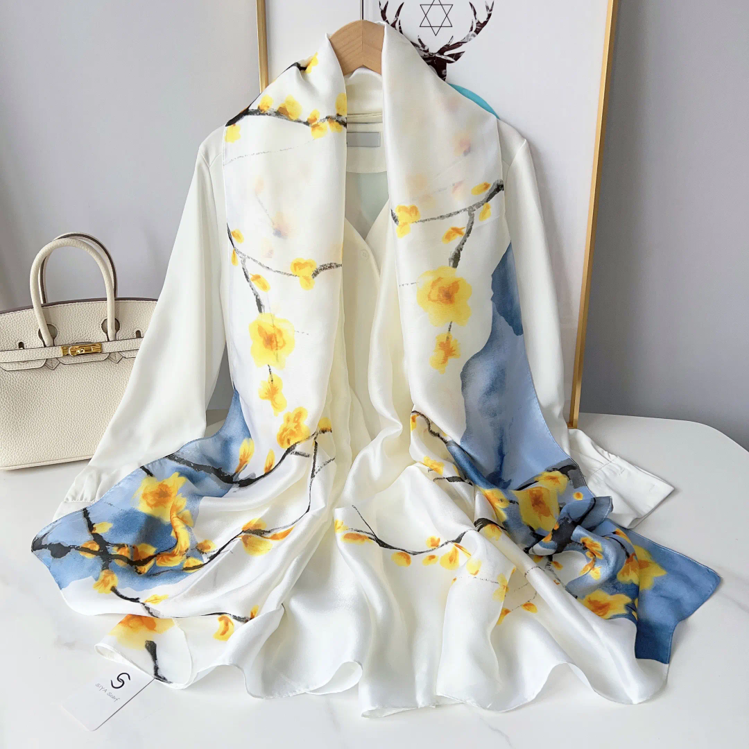 Luxurious Silk Scarf – Elegant and Lightweight Hijab