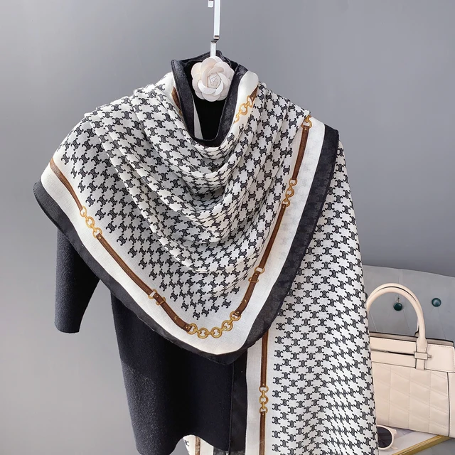 Classic Viscose Scarf – Flowy, Soft, and Elegant