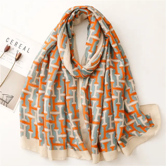 Classic Viscose Scarf – Flowy, Soft, and Elegant