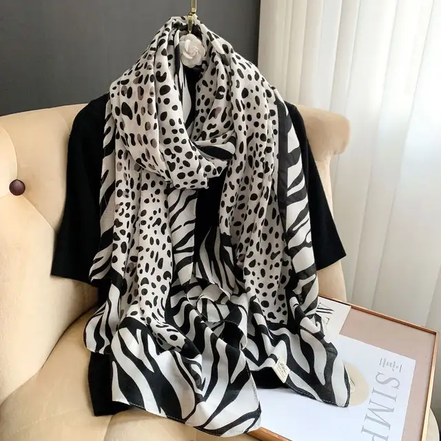 Classic Viscose Scarf – Flowy, Soft, and Elegant