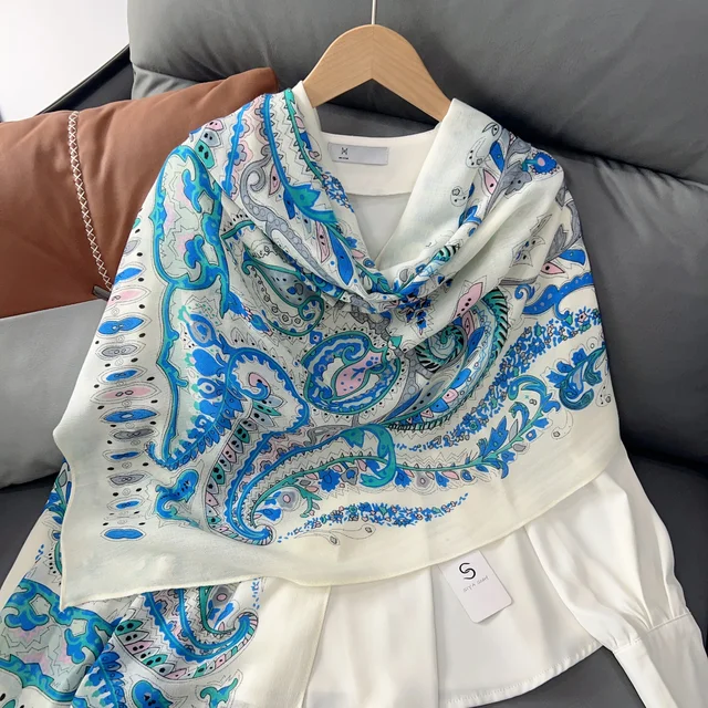 Breathable Viscose Shawl for All-Day Comfort