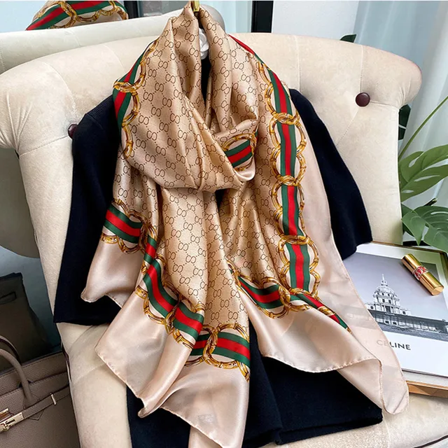 Premium Silk Shawl – Soft Touch and Natural Shine