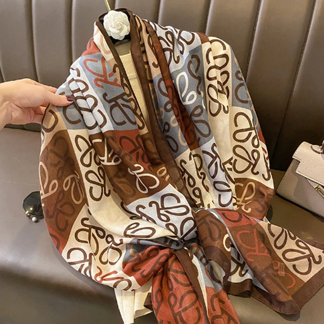 Modest and stylish with viscose scarves