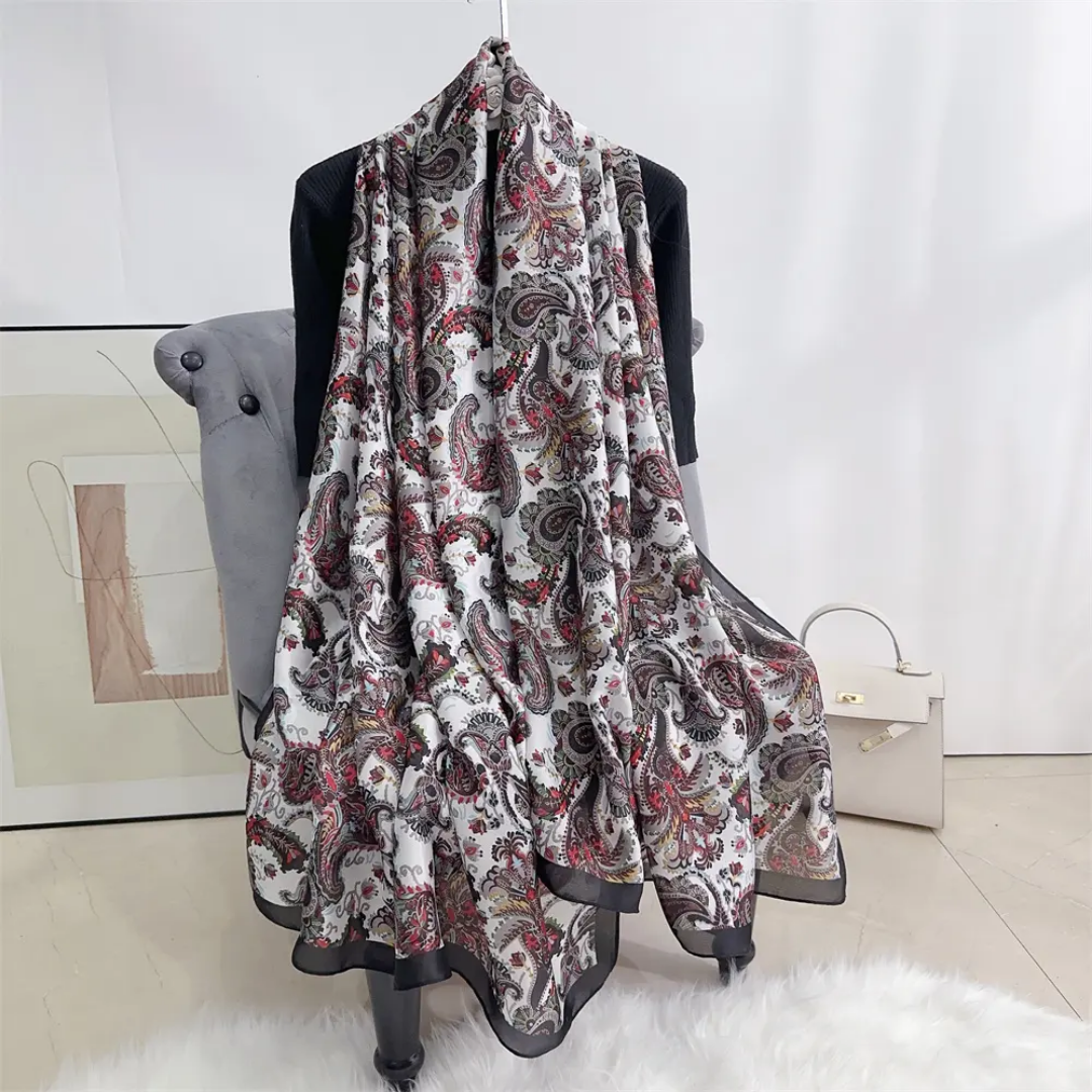 Luxurious Silk Scarf – Elegant and Lightweight Hijab