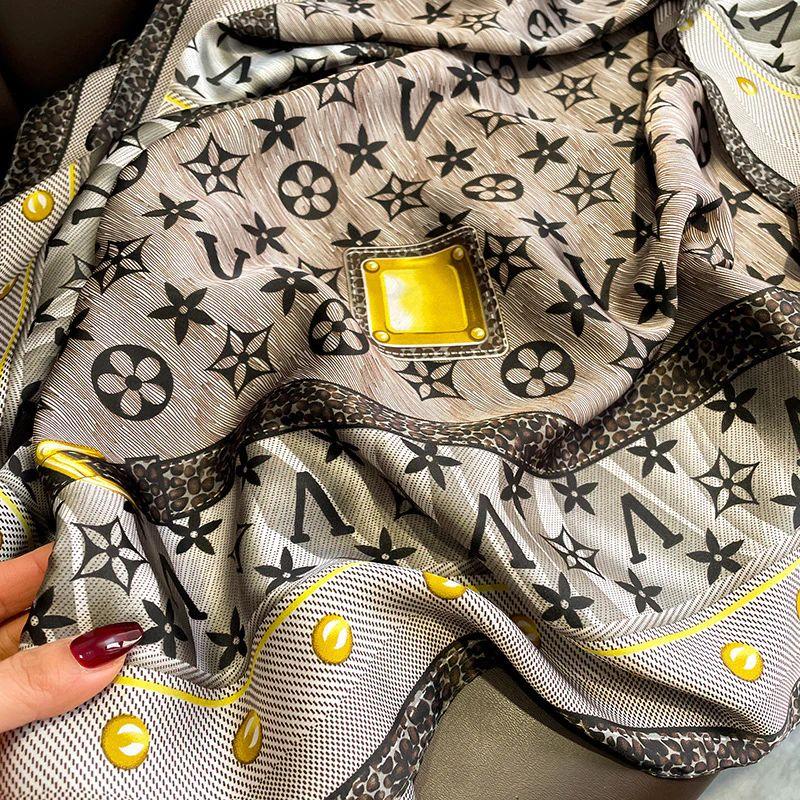 Breathable Silk Scarf – Glossy Finish with Elegant Drape