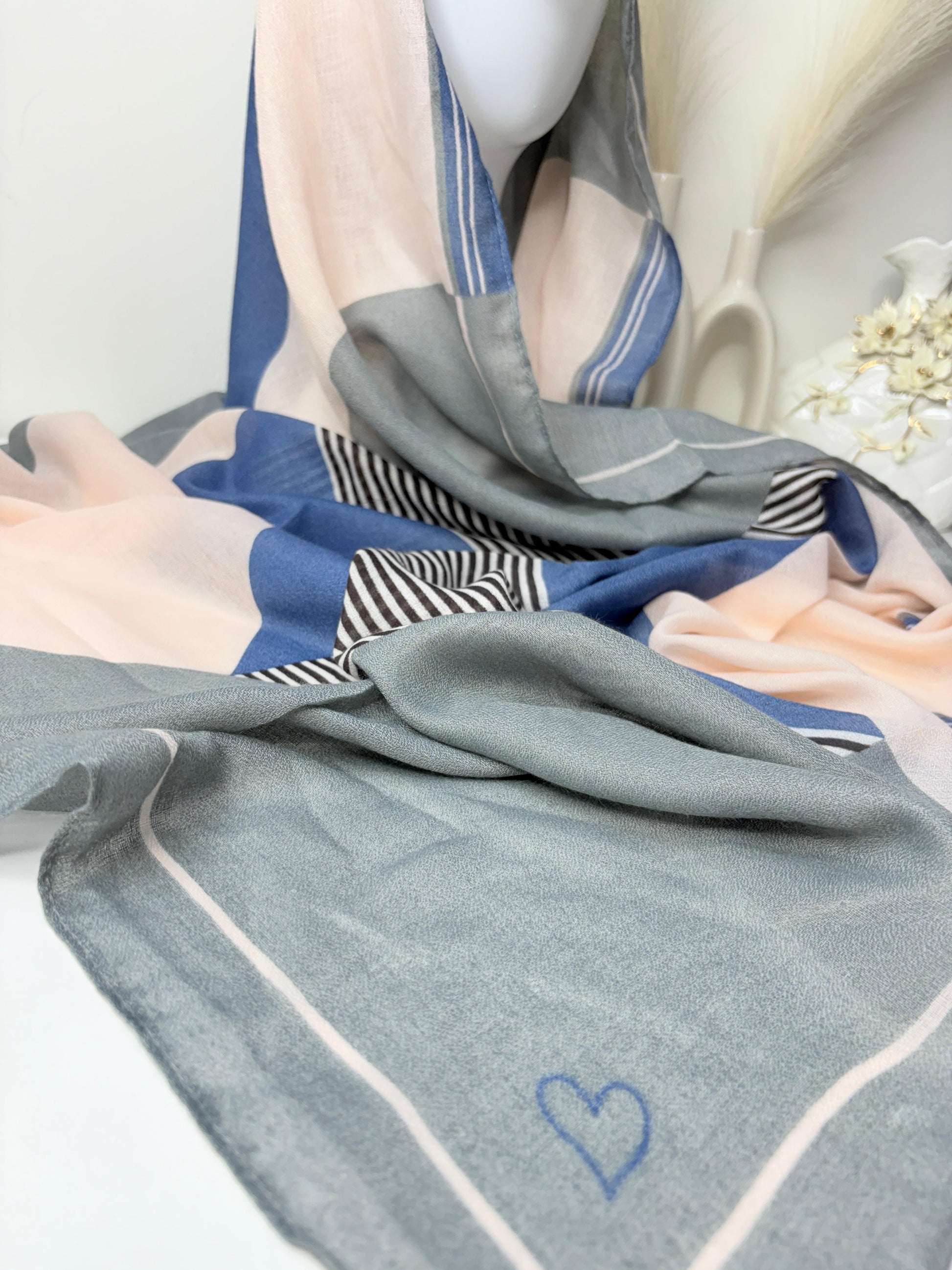 Elegant Viscose Scarf, Lightweight and Breathable