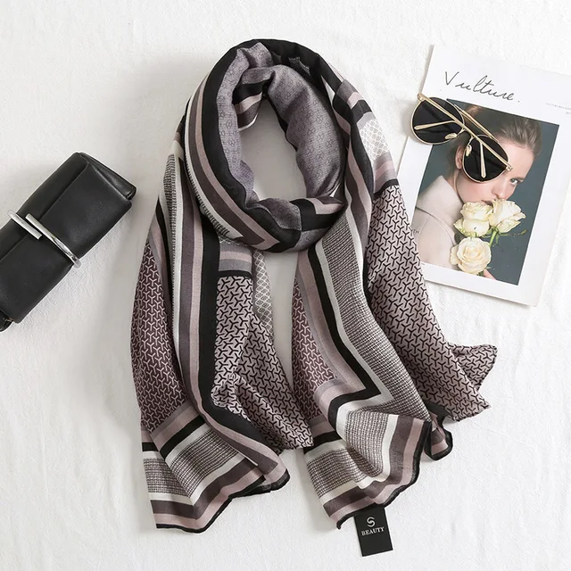 Modest and stylish with viscose scarves
