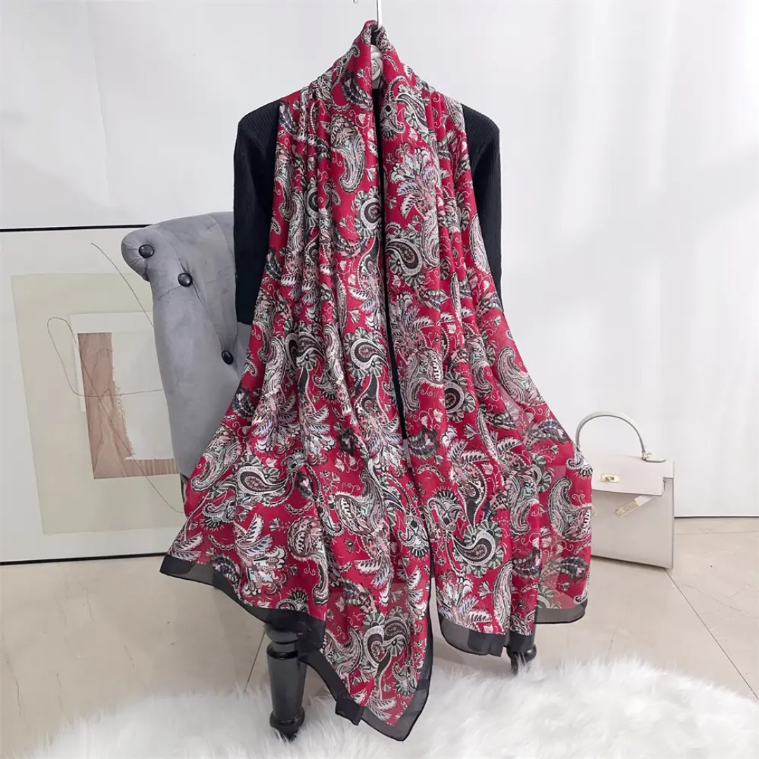 Luxurious Silk Scarf – Elegant and Lightweight Hijab