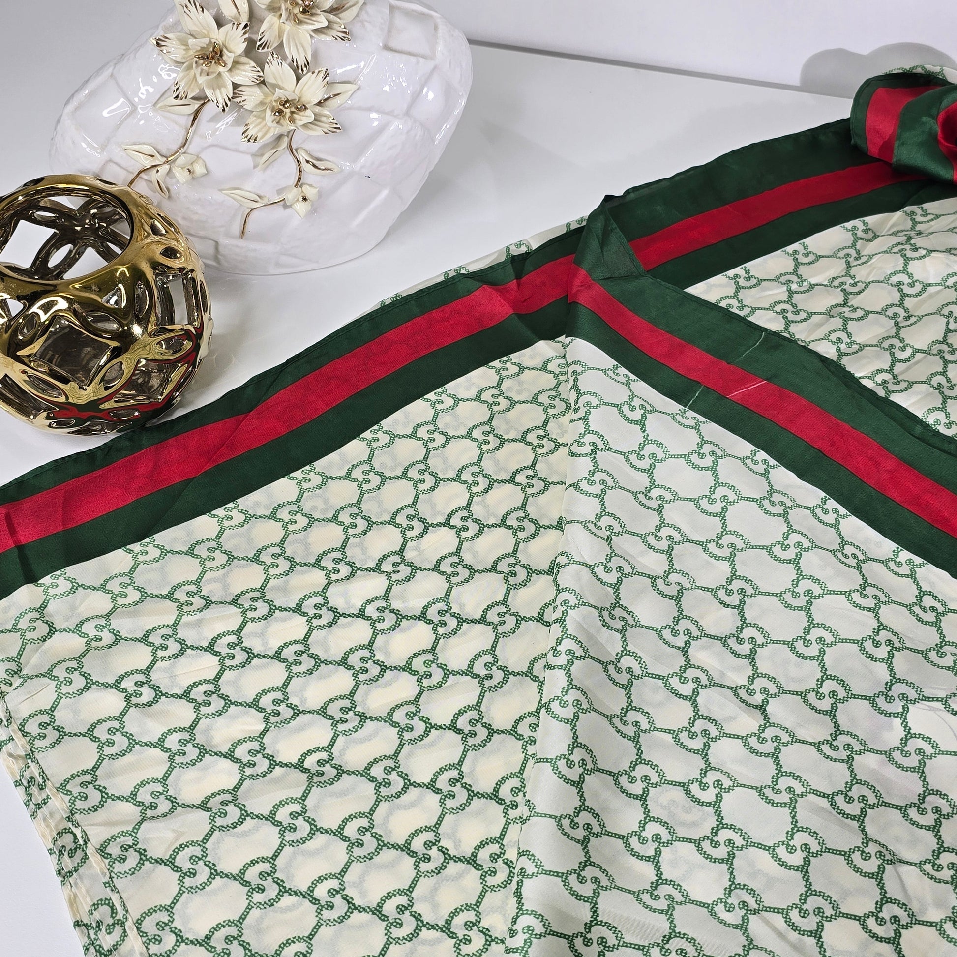 Premium Silk Shawl – Soft Touch and Natural Shine