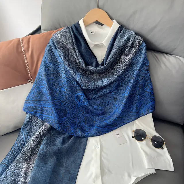 Classic Viscose Scarf – Flowy, Soft, and Elegant